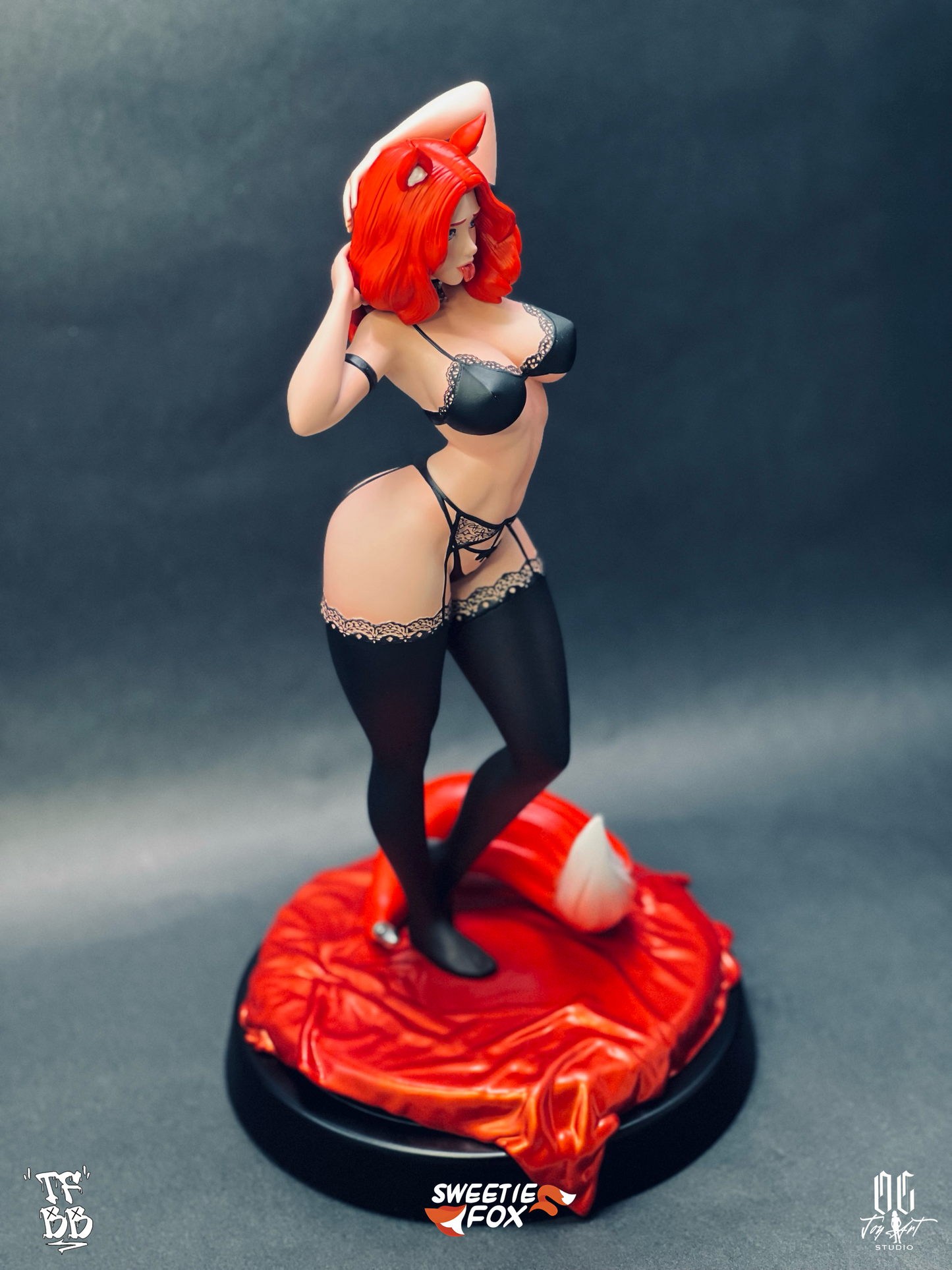 The Sweetie Fox Exclusive 1/6th Scale Pin-up Art Figure (Pre-Order)